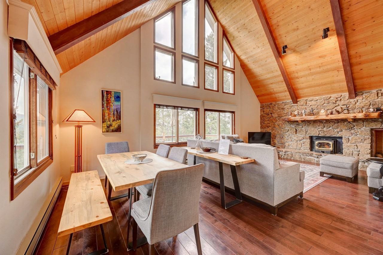 8760 Grizzly Way #1 - Photo 4 of 28