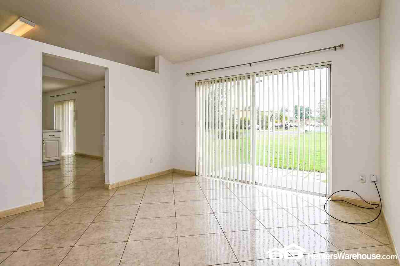 2543 Sage Dr - Photo 3 of 10