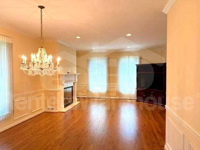 11801 Sherbourne Dr - Photo 2 of 10