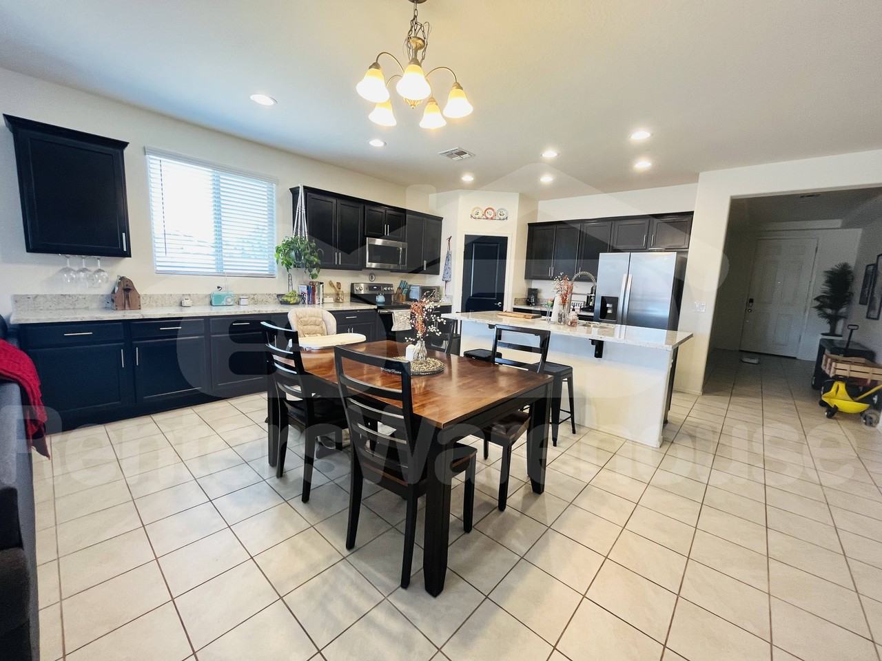 18465 W Fulton St - Photo 3 of 10