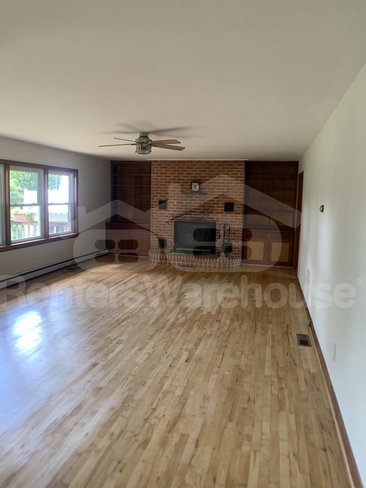 4876 Church Ln - Photo 2 of 10