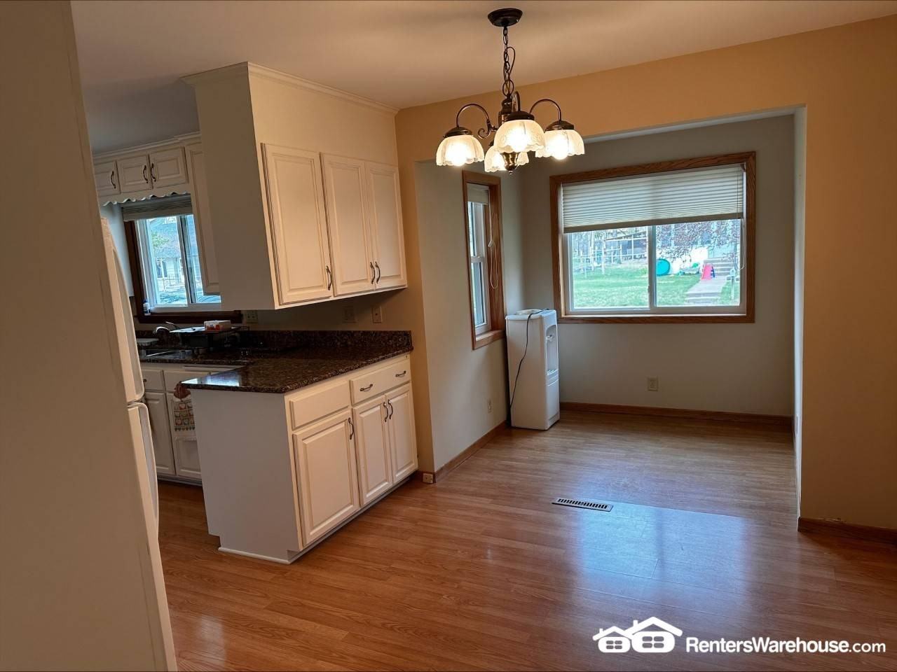 38983 2nd Ave - Photo 3 of 10