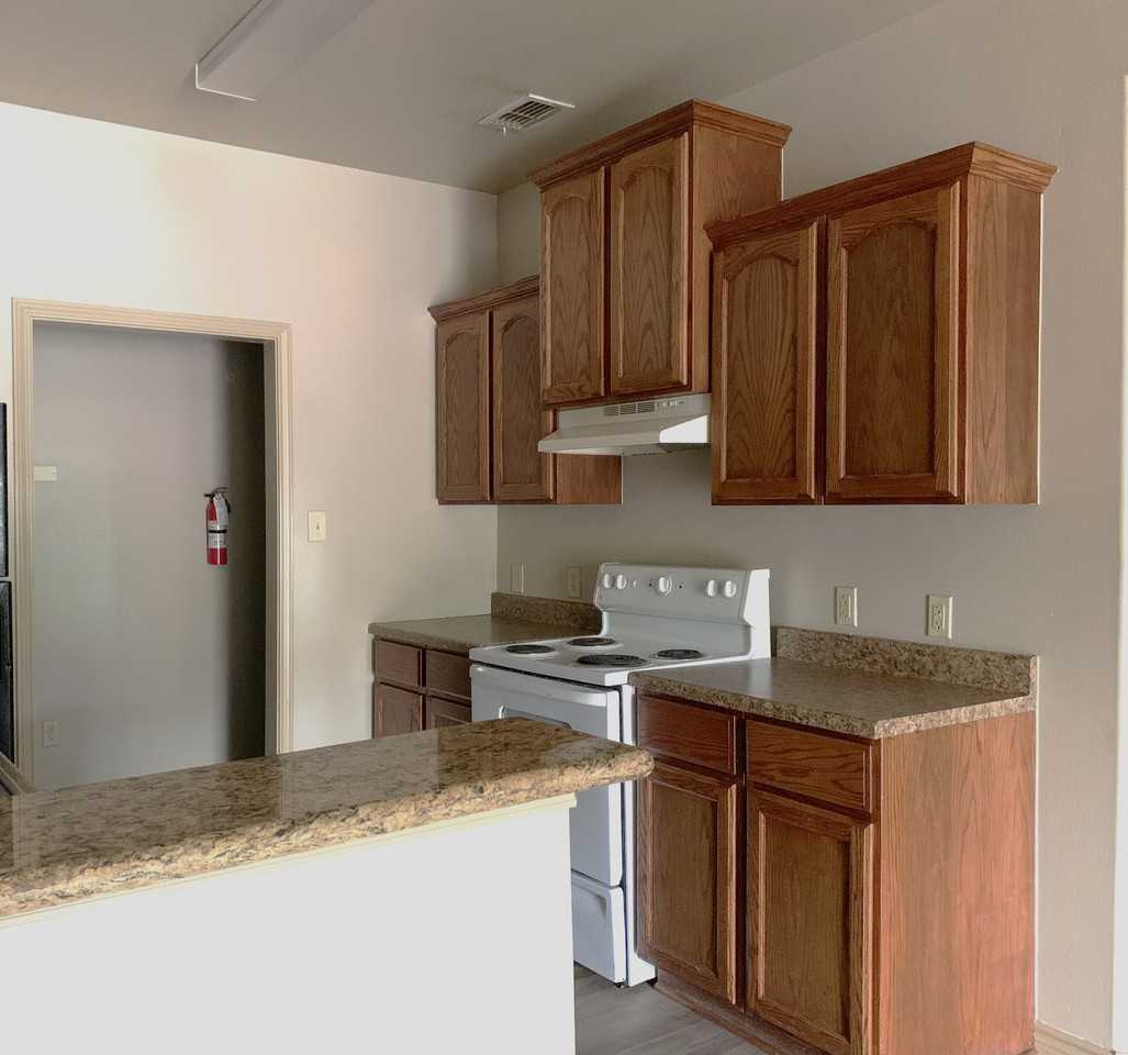 Medical Center Condominiums - Photo 3 of 8
