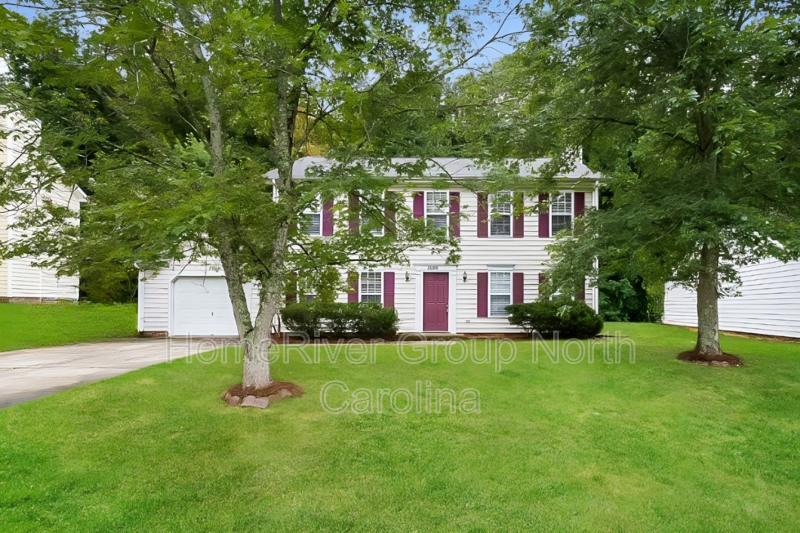 1608 Coventry Woods Ct - Photo 2 of 18