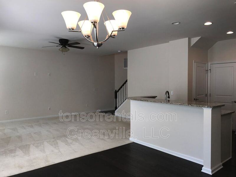 355 Bellerive Dr - Photo 2 of 18