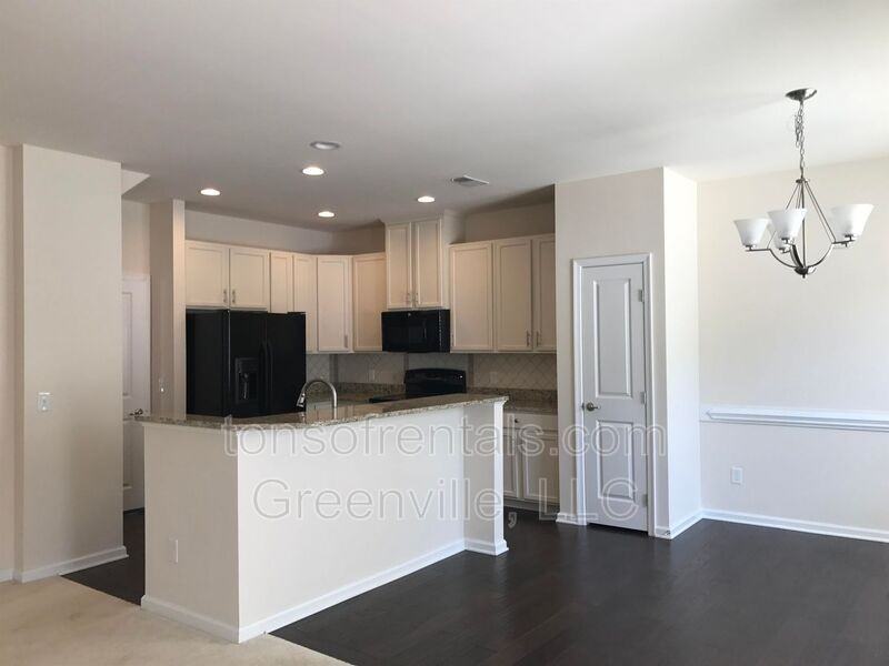 355 Bellerive Dr - Photo 6 of 18