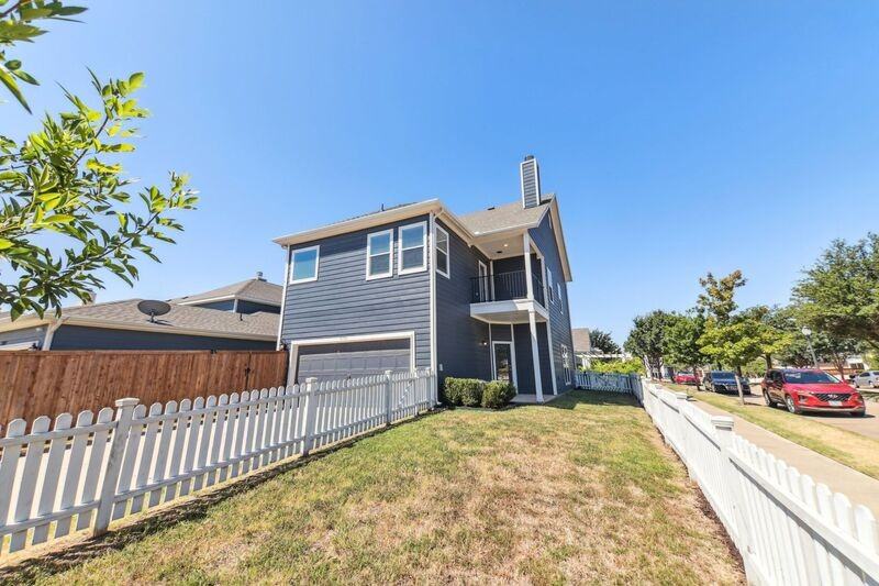 3703 Sistine Mews - Photo 3 of 50