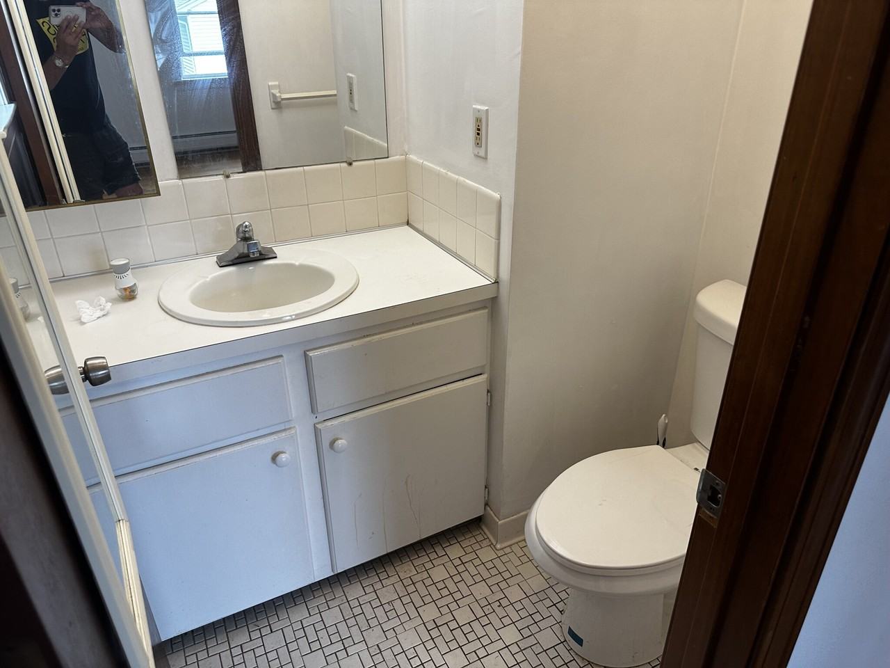 1195 Boylston St - Photo 6 of 13