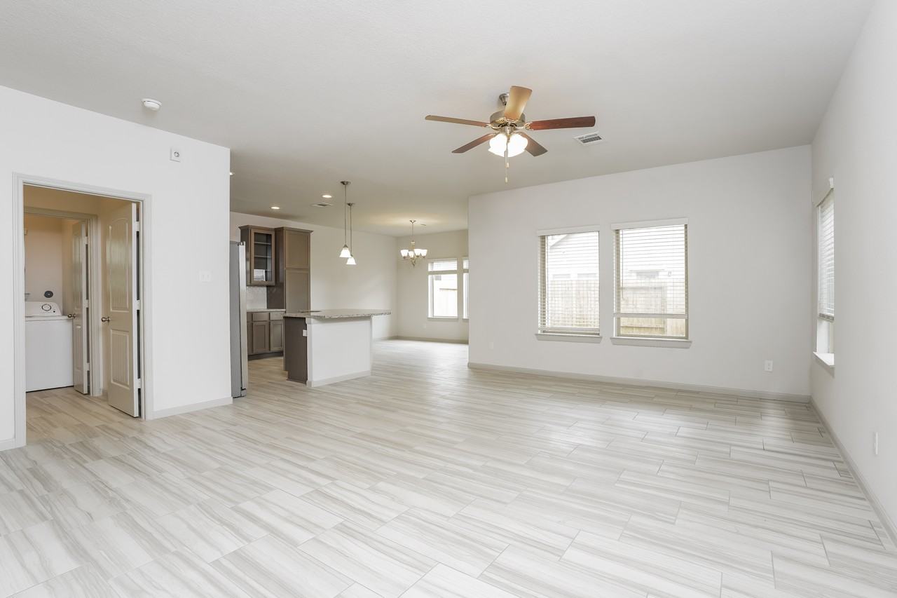 7918 7918 Fijian Cypress Dr - Photo 6 of 28