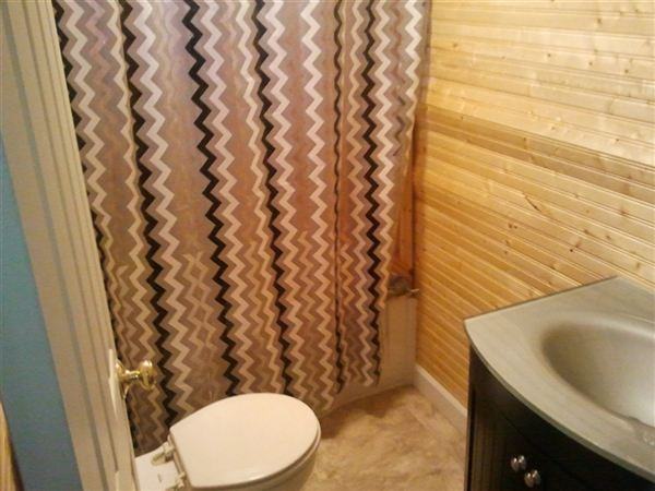 210 Eastern Ave - Photo 3 of 21