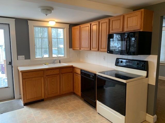 186 Union St #0 - Photo 3 of 20