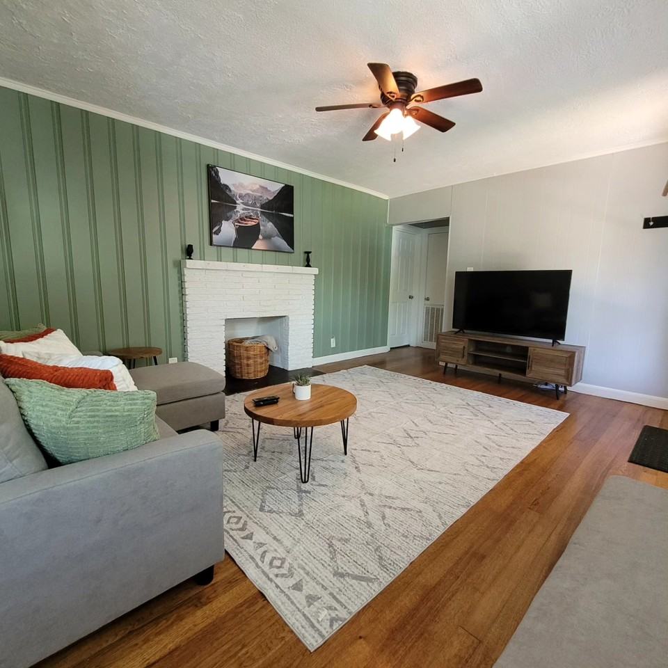 414 W Young High Pike #NA - Photo 2 of 5