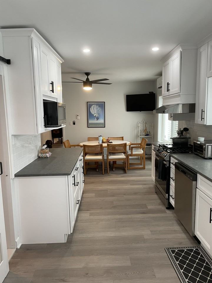 119 N Newport Ave #NA - Photo 3 of 8