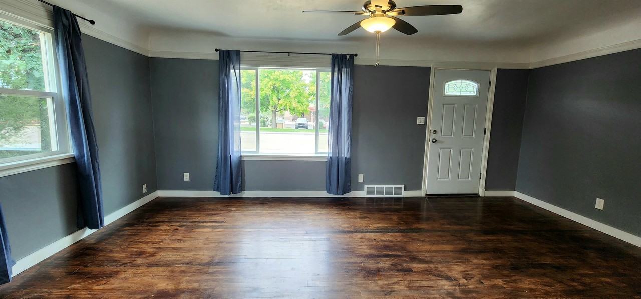 1722 S Owyhee St #1 - Photo 2 of 18