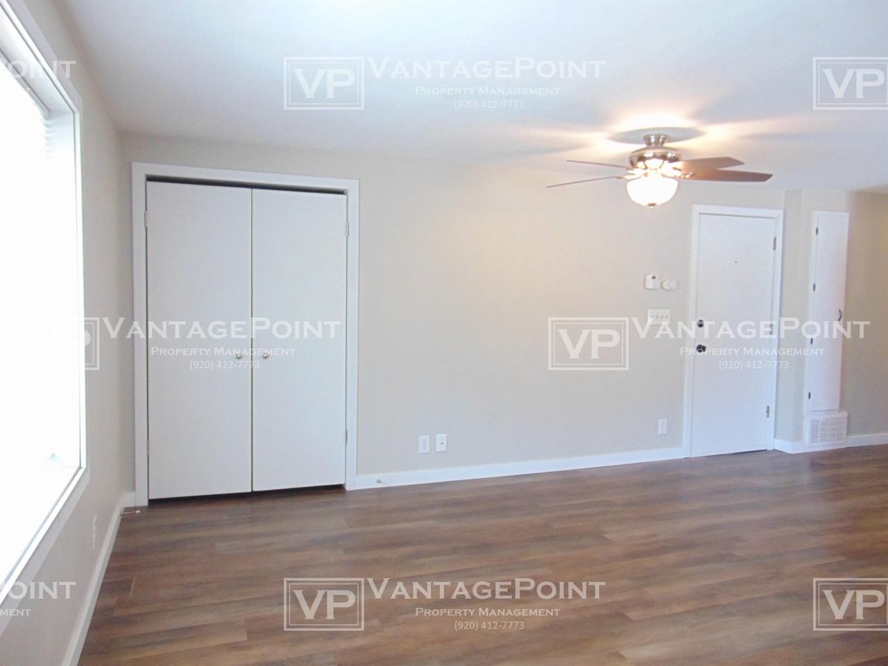 231 E Calumet St #3 - Photo 3 of 14