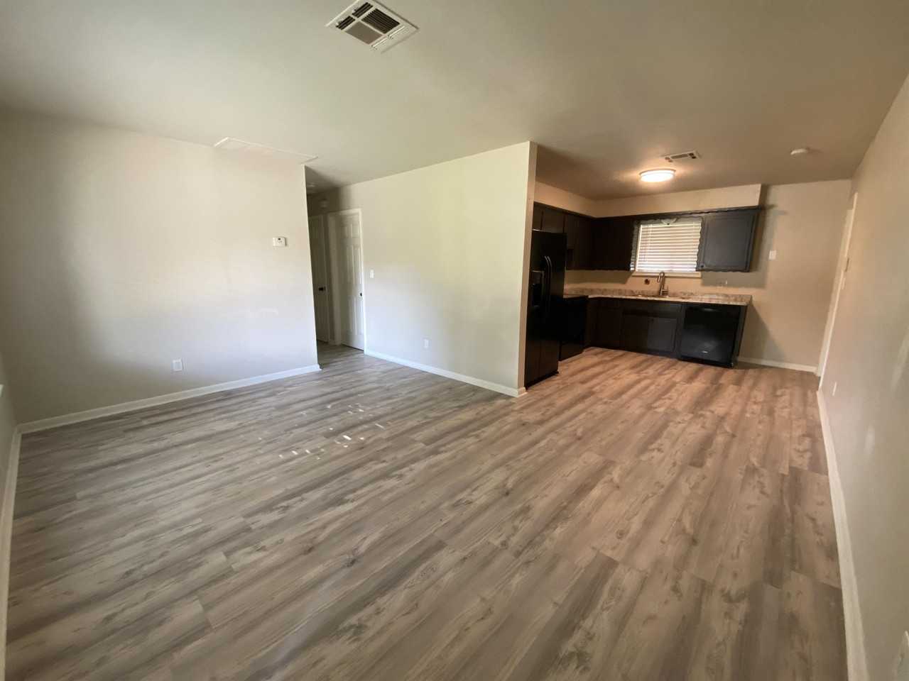 205 S Bristow Ave #1 - Photo 3 of 12
