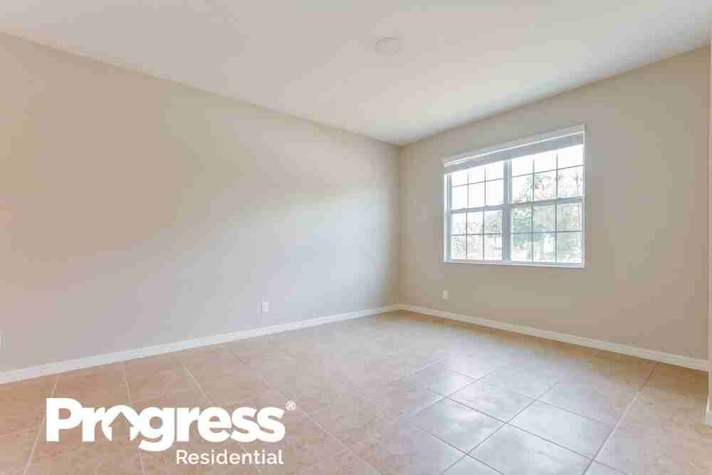 1433 Osprey Ridge Dr - Photo 2 of 15