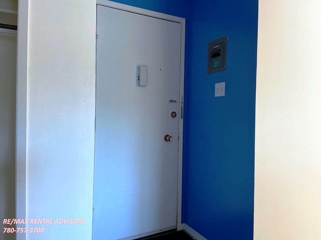 10730 84 Ave Nw - Photo 2 of 15