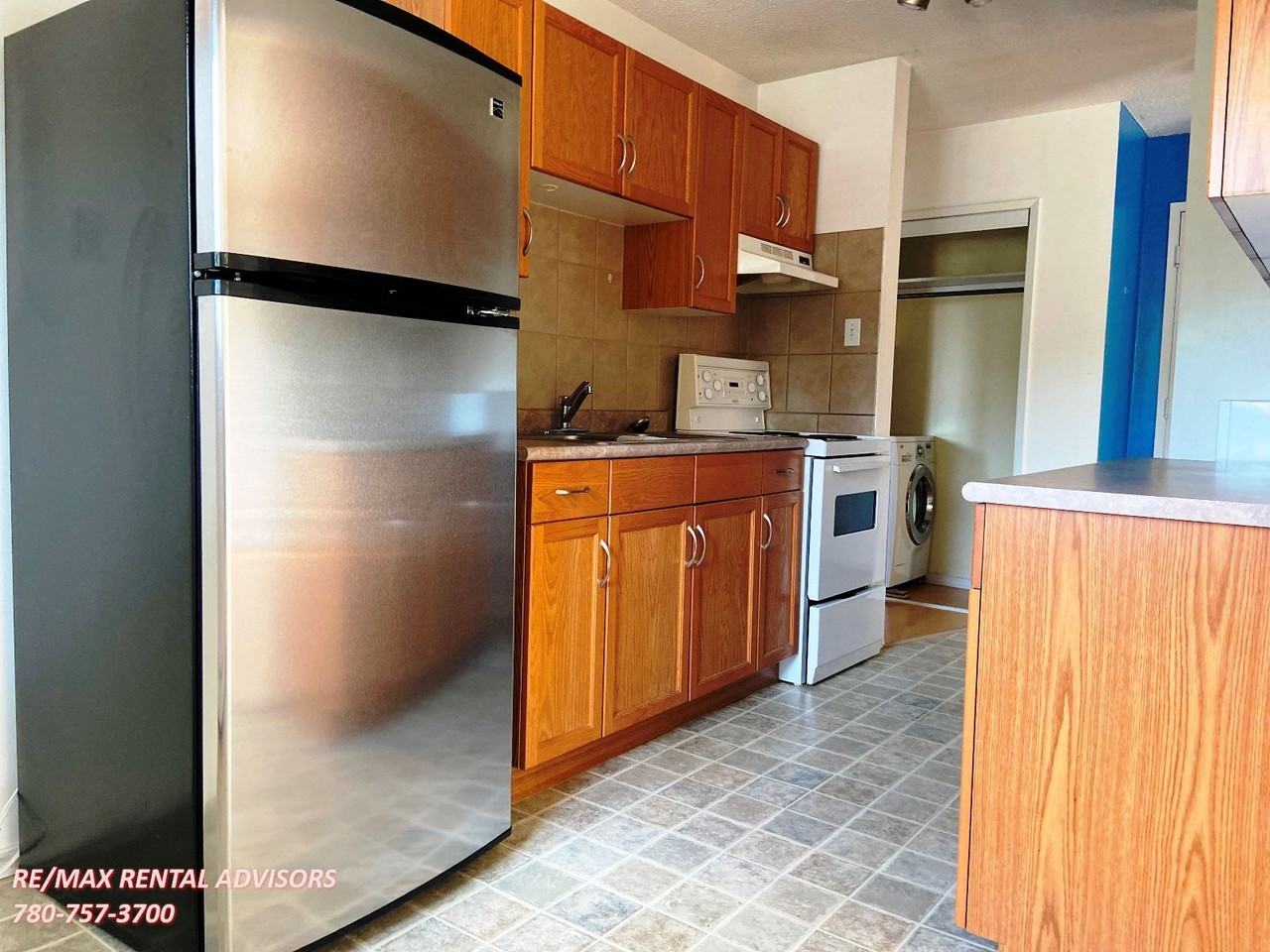 10730 84 Ave Nw - Photo 3 of 15