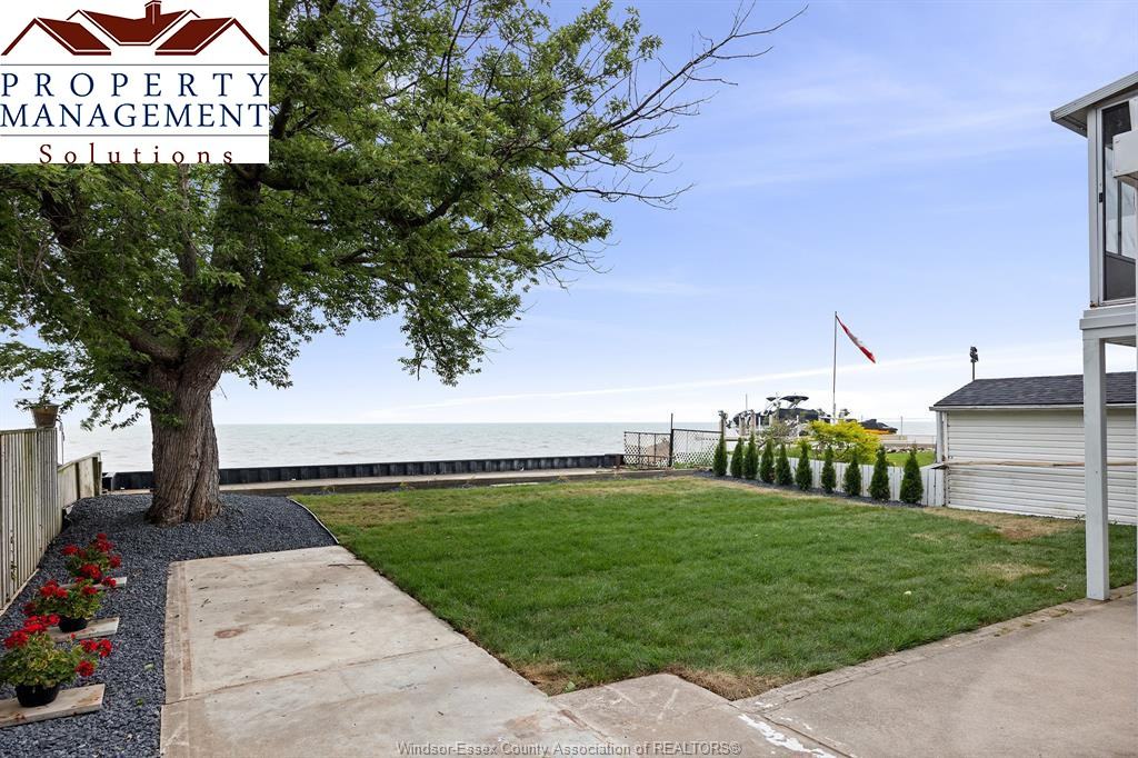 1294 SHORELINE AVENUE, UPPER - Photo 5 of 16