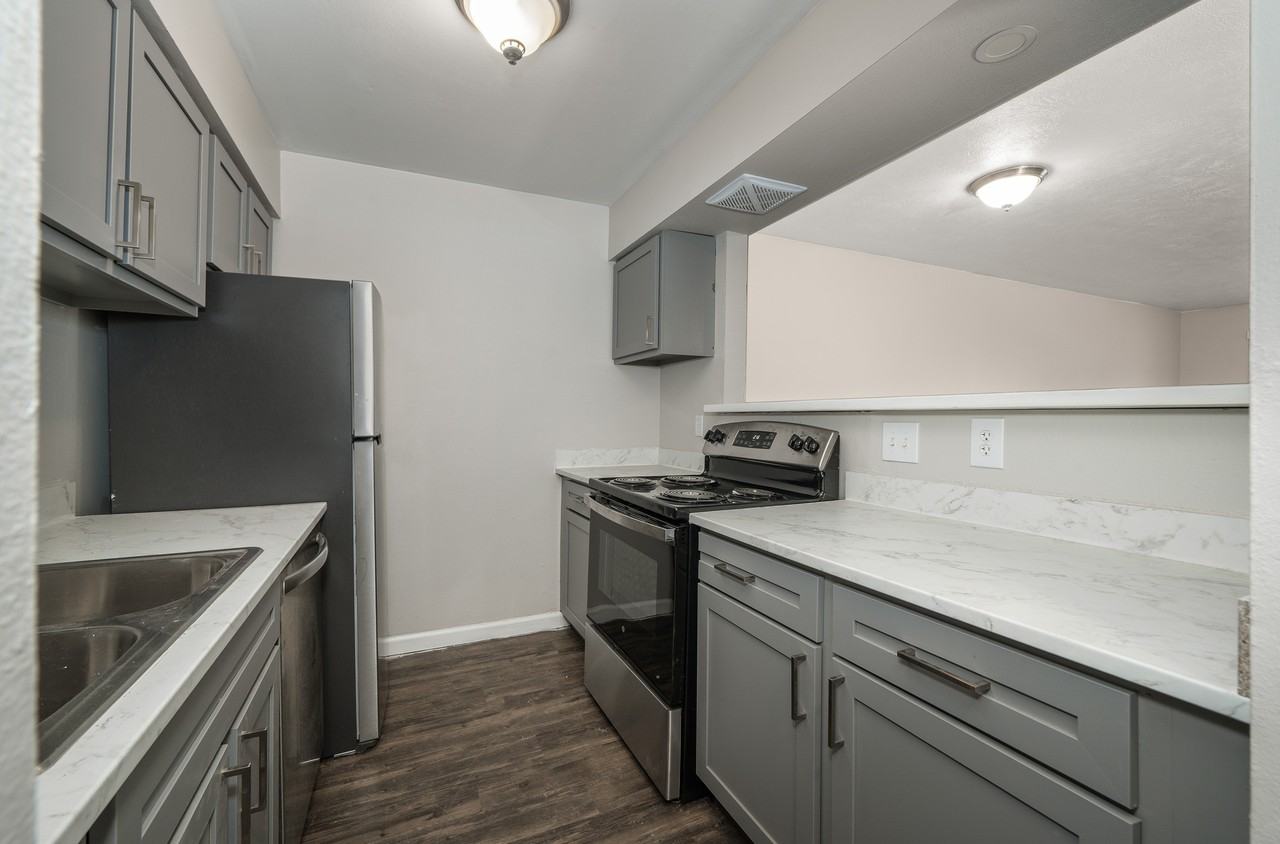 Velo Apartments Spokane - Photo 2 of 41