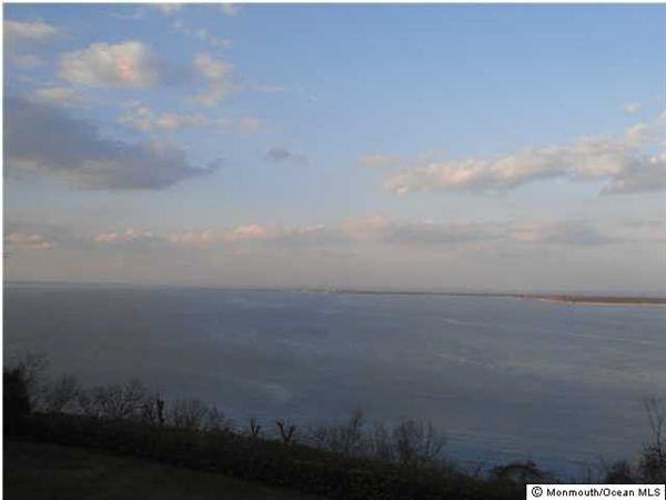 6 Hillside Rd - Photo 2 of 3