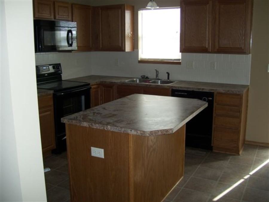 1007 Stone Path - Photo 3 of 5