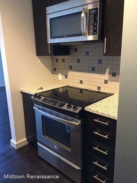 1212 N Walker Ave - Photo 3 of 10