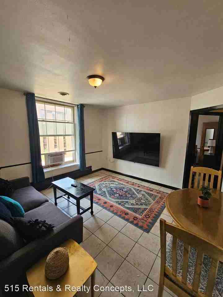 311 E Thayer Ave - Photo 2 of 8