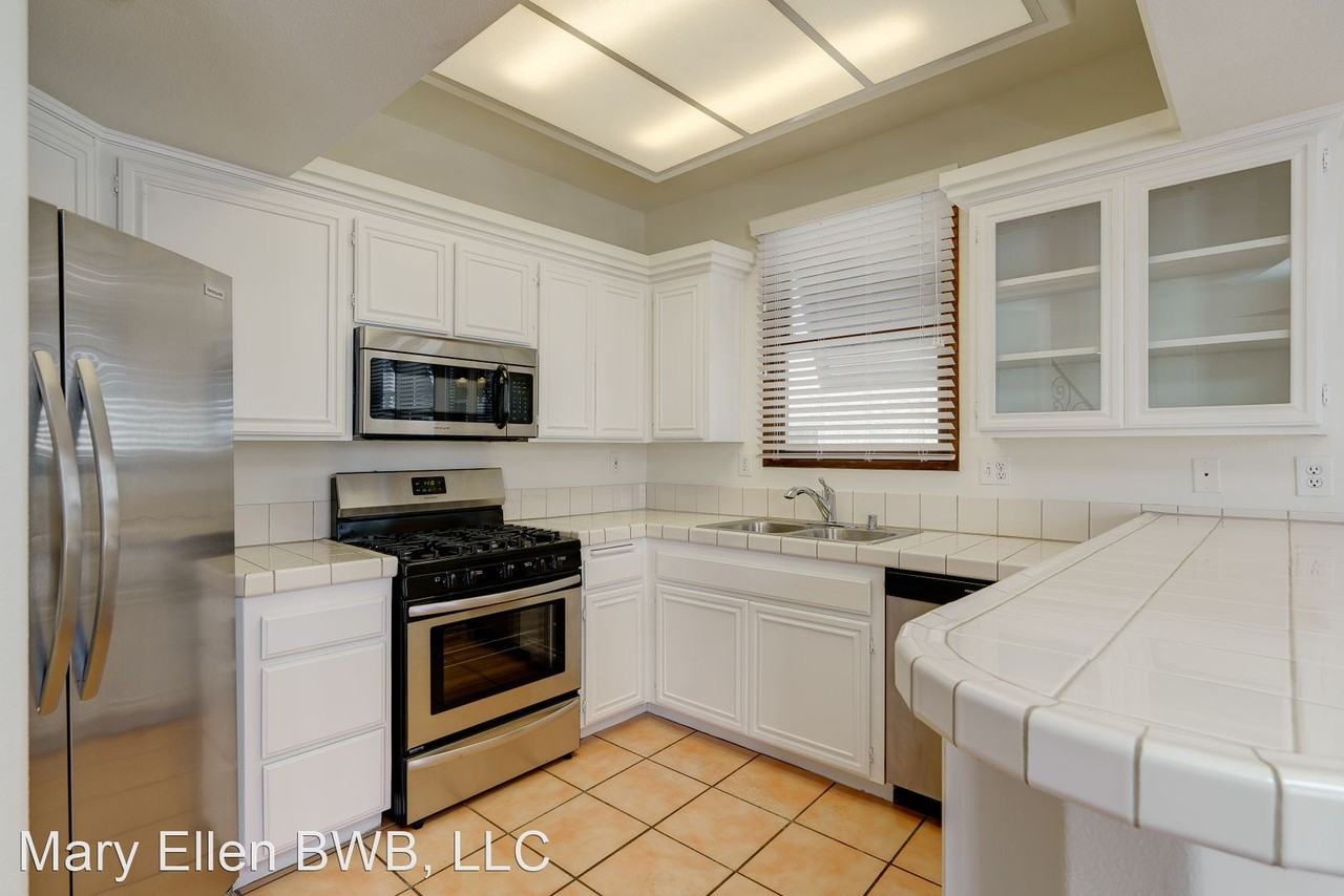 4243 Mary Ellen Ave - Photo 2 of 14