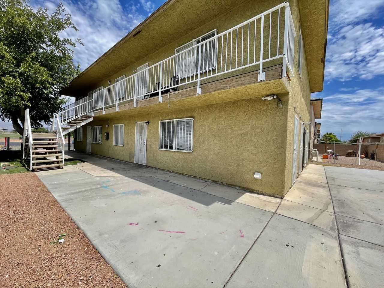 3427 E Cheyenne Ave #A - Photo 7 of 30