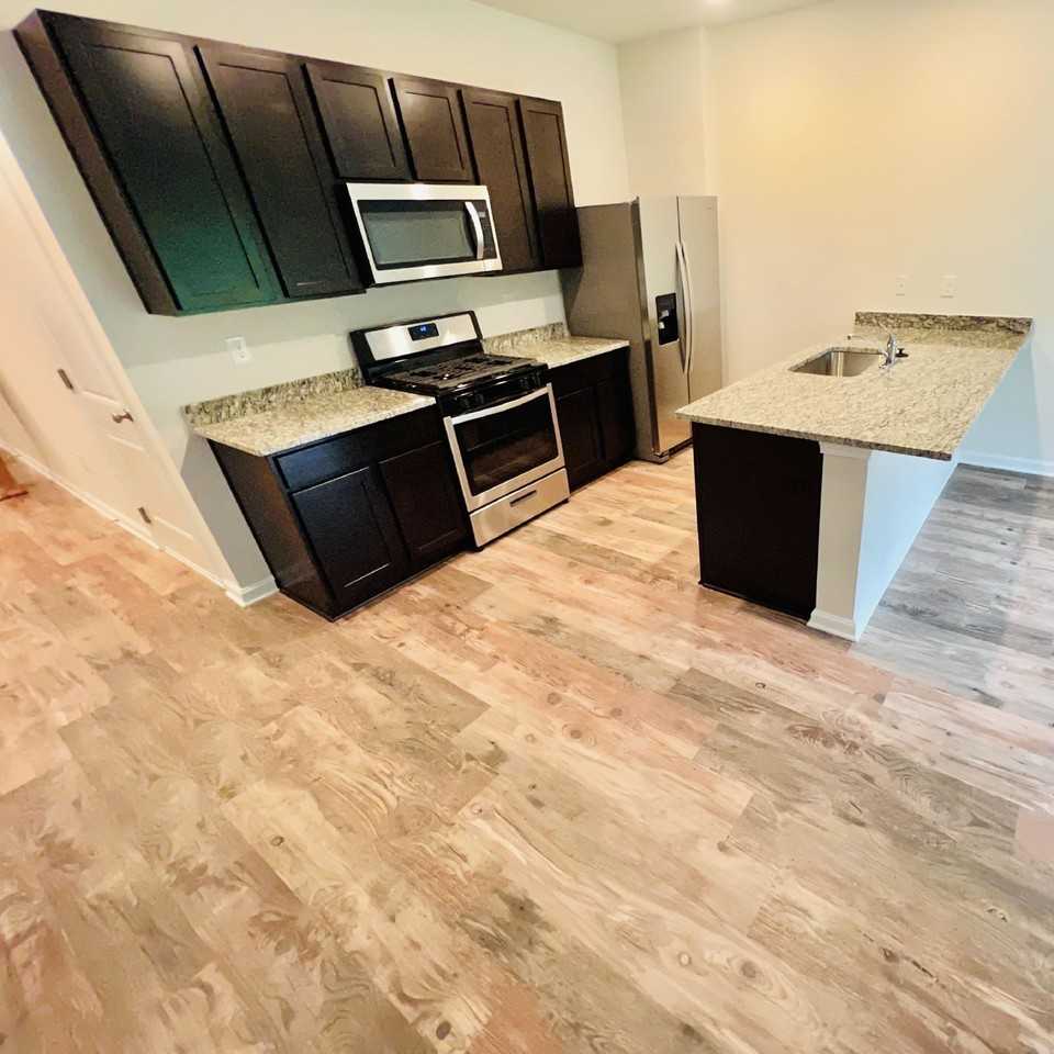 555 Locust Run Dr - Photo 2 of 10