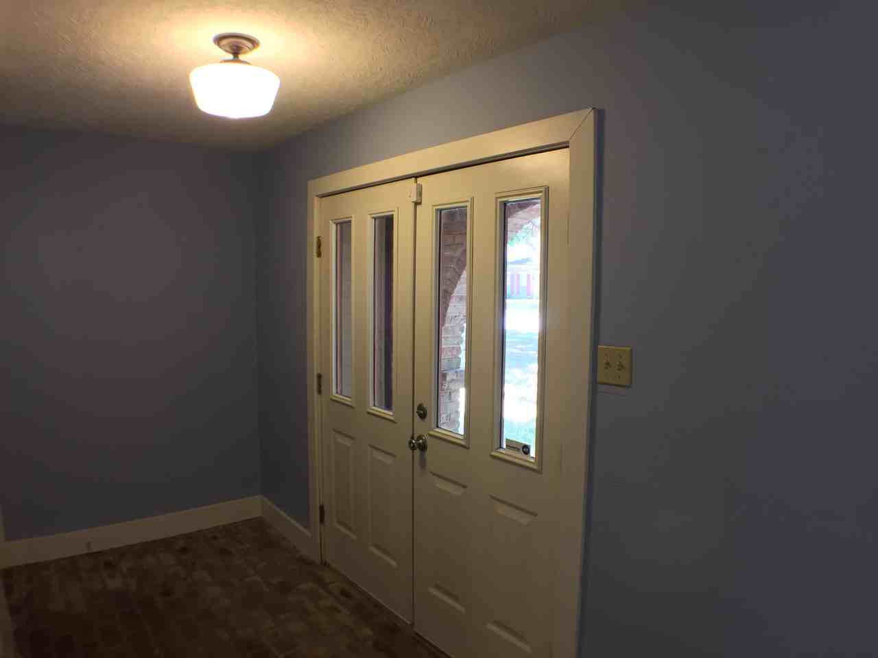 9514 Moorberry Ln - Photo 3 of 37
