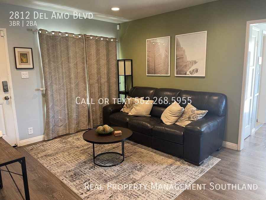 2812 Del Amo Blvd - Photo 2 of 16