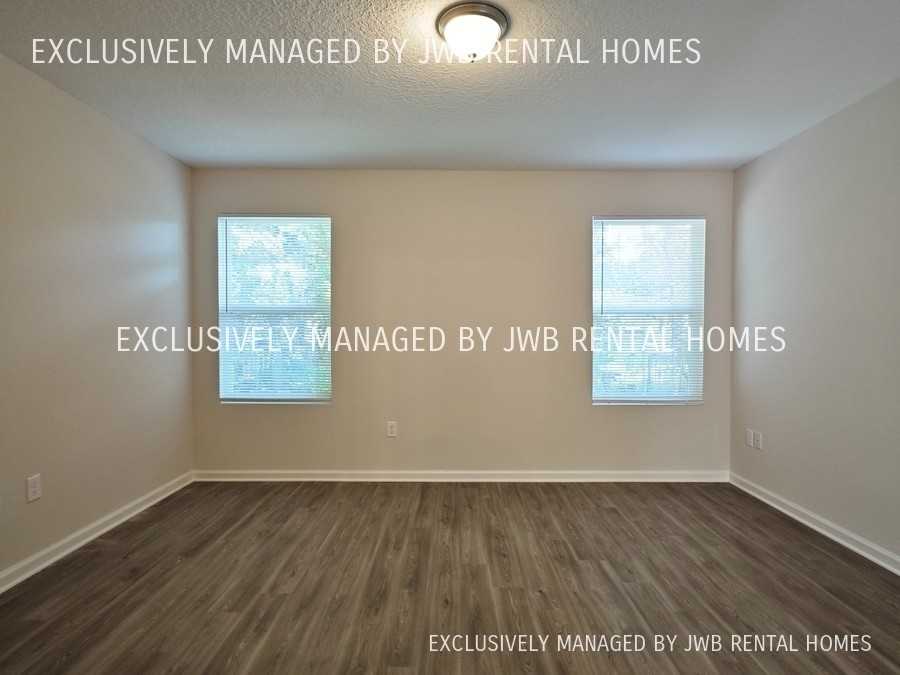 3019 Dignan St - Photo 2 of 8