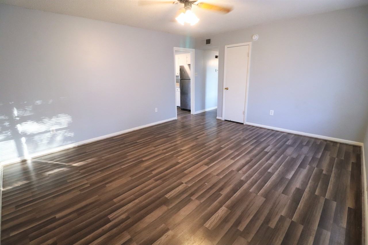 514 S Pecan St #NA - Photo 3 of 15