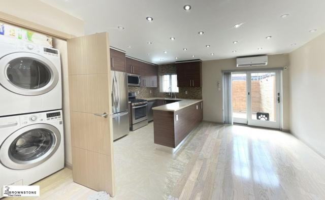 2741 Mill Ave - Photo 3 of 15