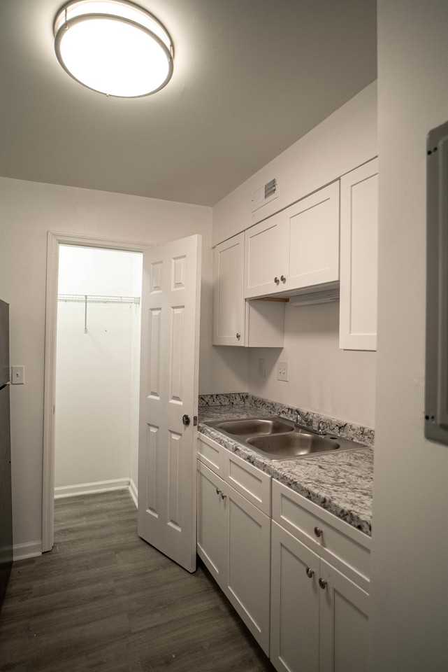 231 Sherry Dr #221C - Photo 2 of 9