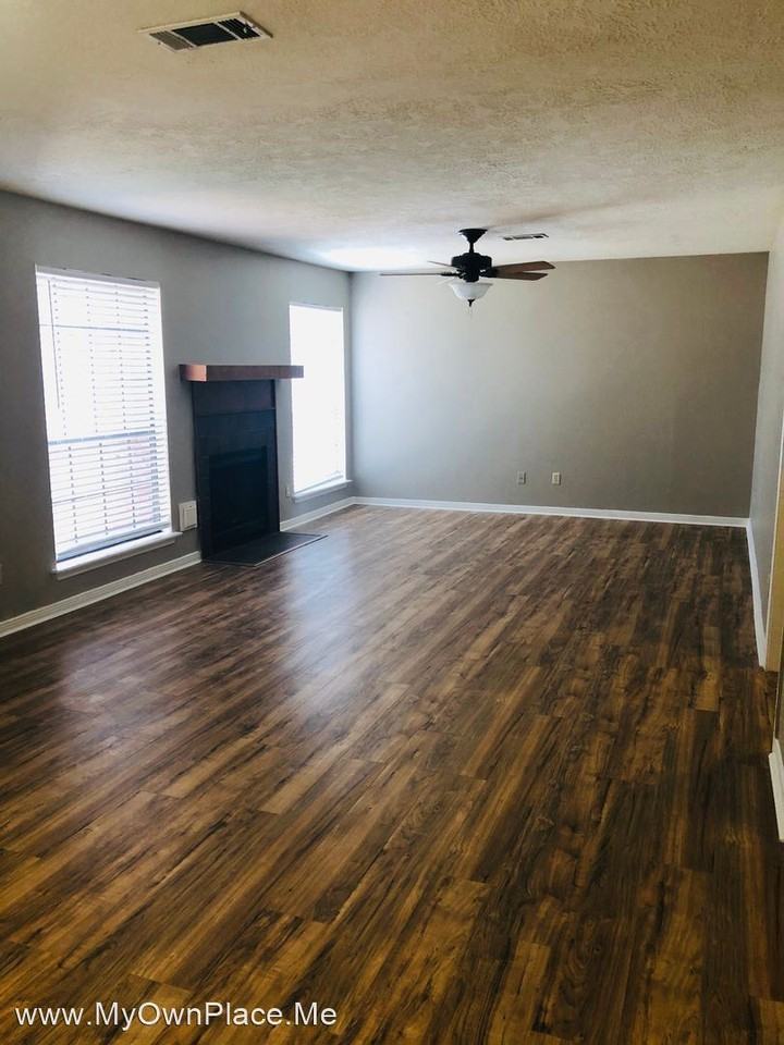 2402 Sycamore Ave - Photo 2 of 24