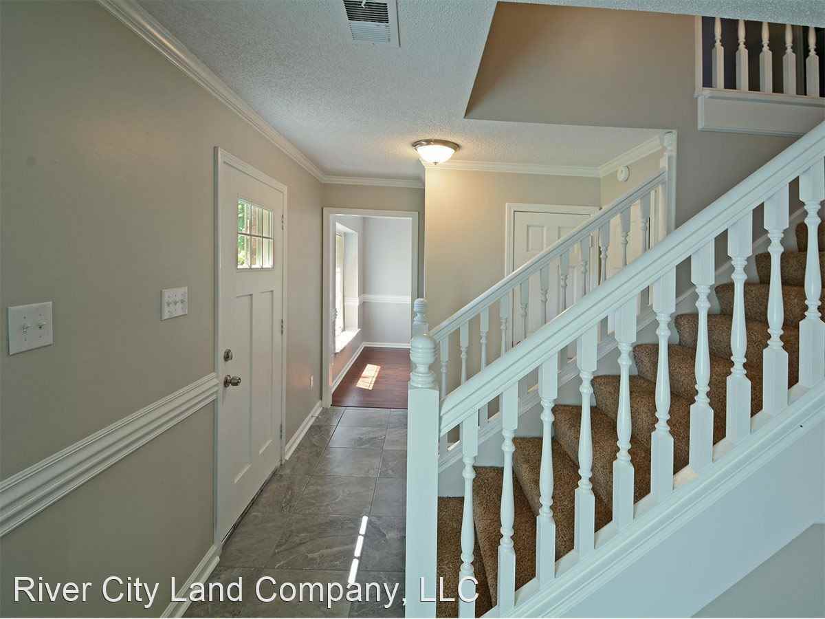 5913 Sycamore Manor Cv - Photo 3 of 31