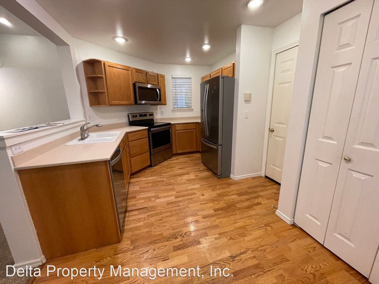 17404 Ironwood St - Photo 2 of 24