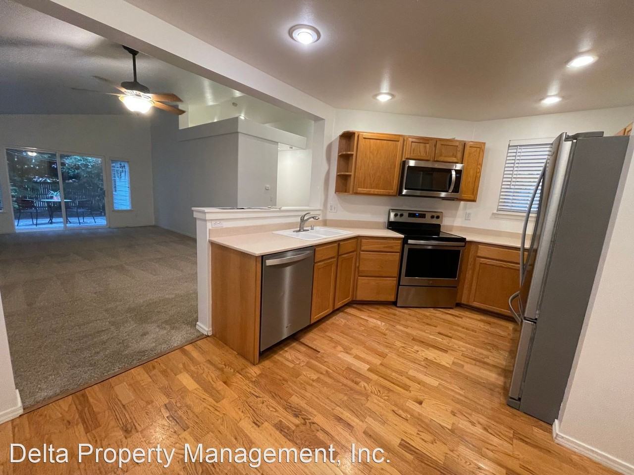 17404 Ironwood St - Photo 3 of 24