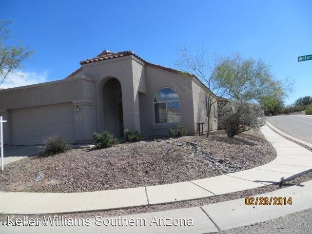 10810 E Watershed Dr - Photo 2 of 28