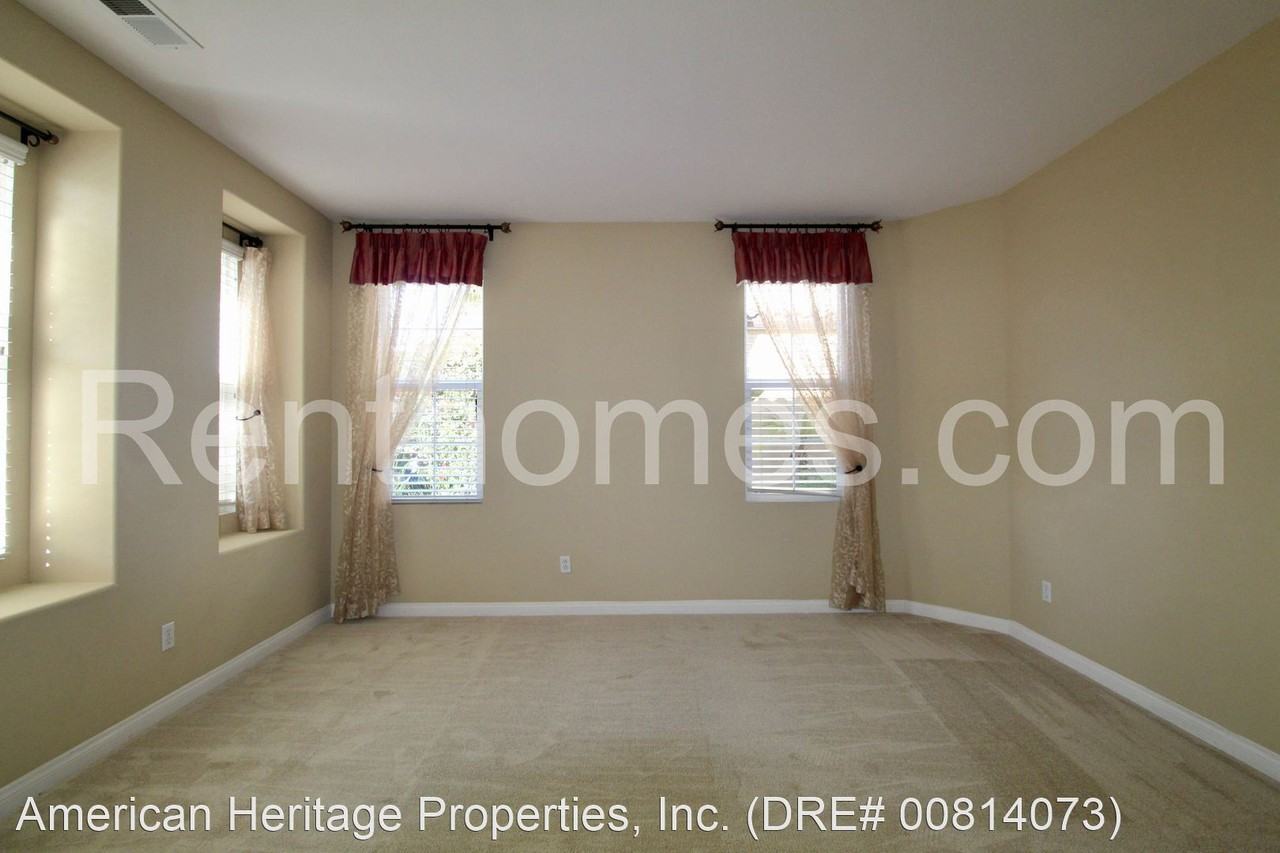 7390 Via Rivera - Photo 3 of 26