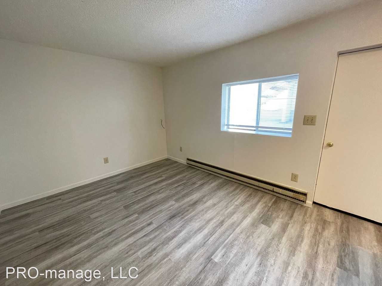 College St. - Photo 2 of 10