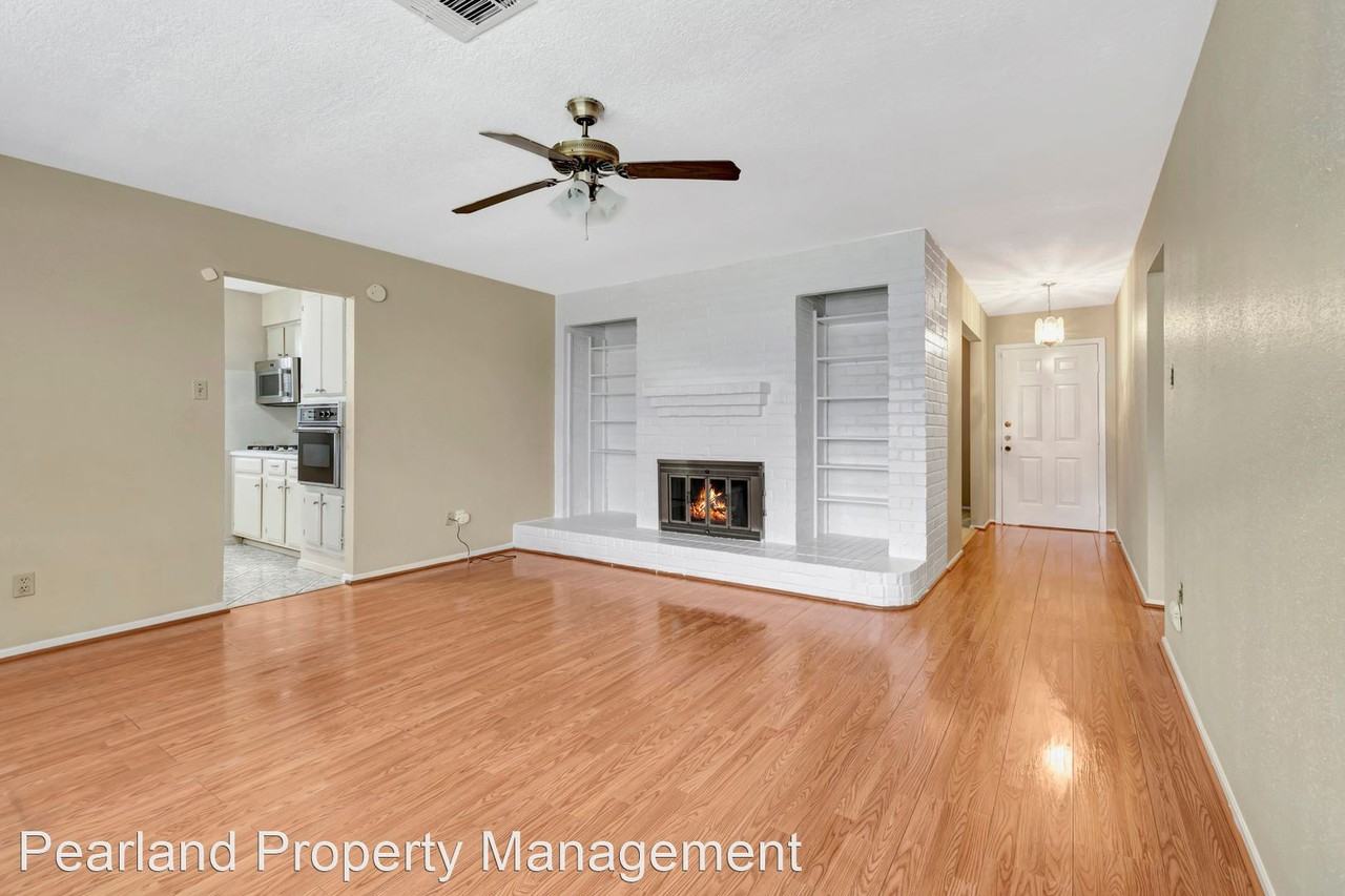 8402 Garden Parks Dr - Photo 3 of 14