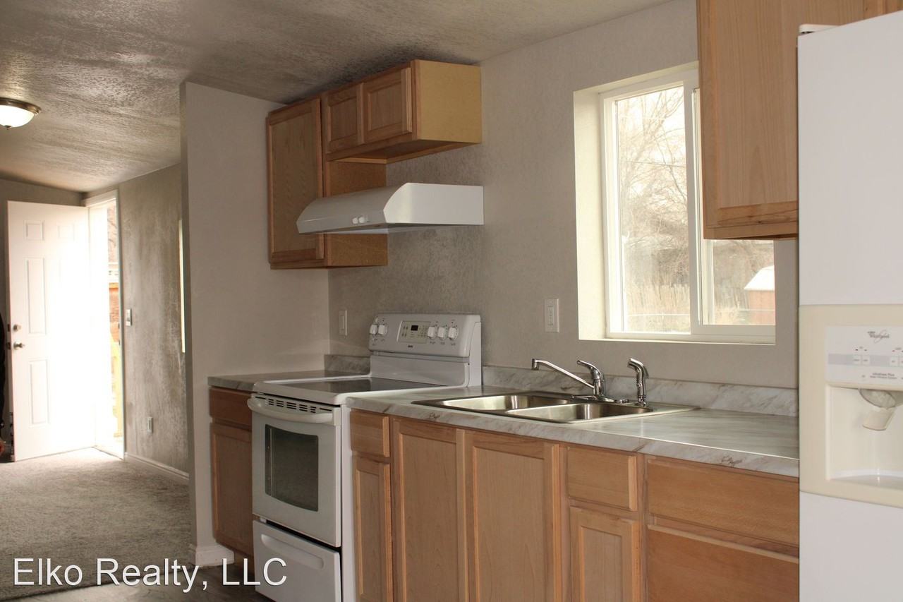 102 Hamilton St - Photo 2 of 3