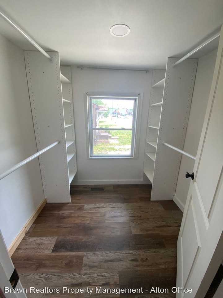 971 E Penning Ave - Photo 3 of 12