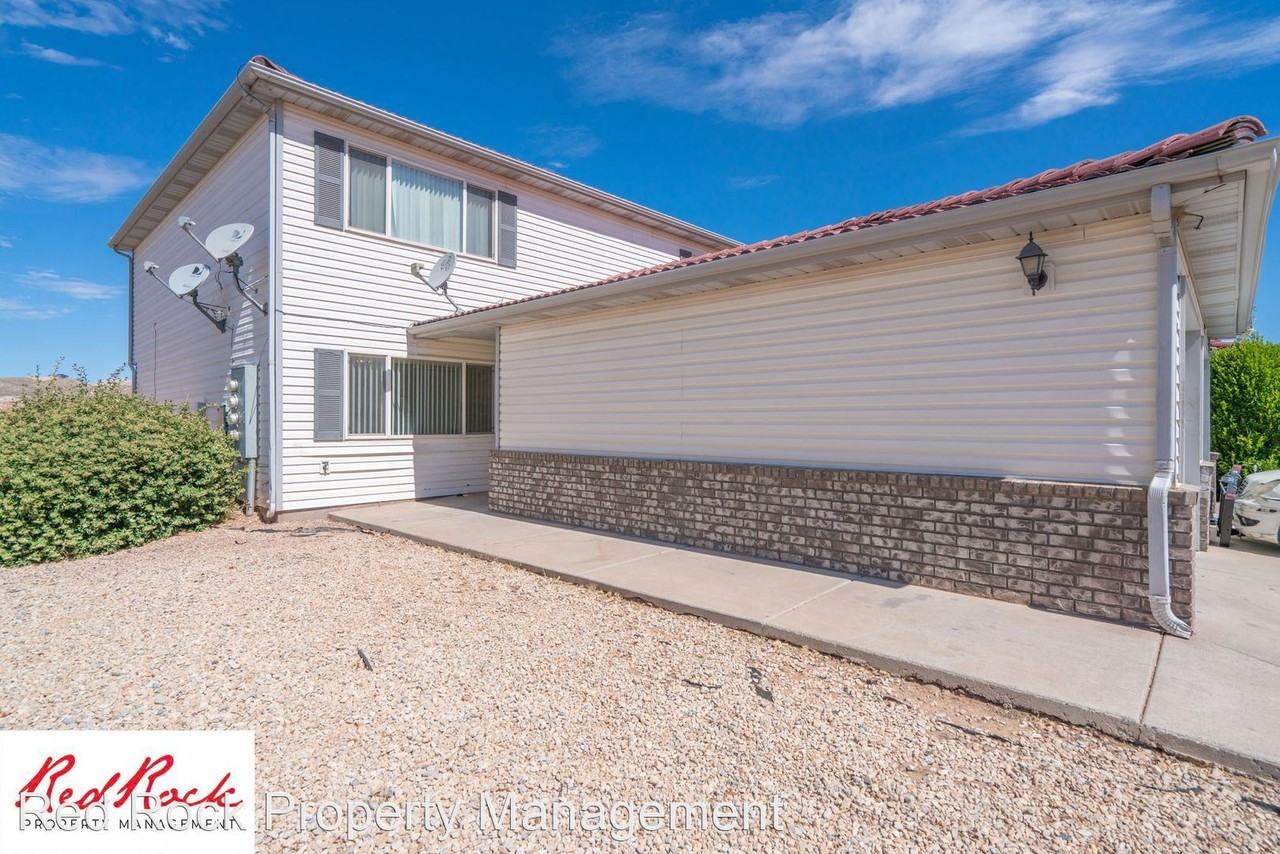 Ten-Plex - Photo 3 of 50