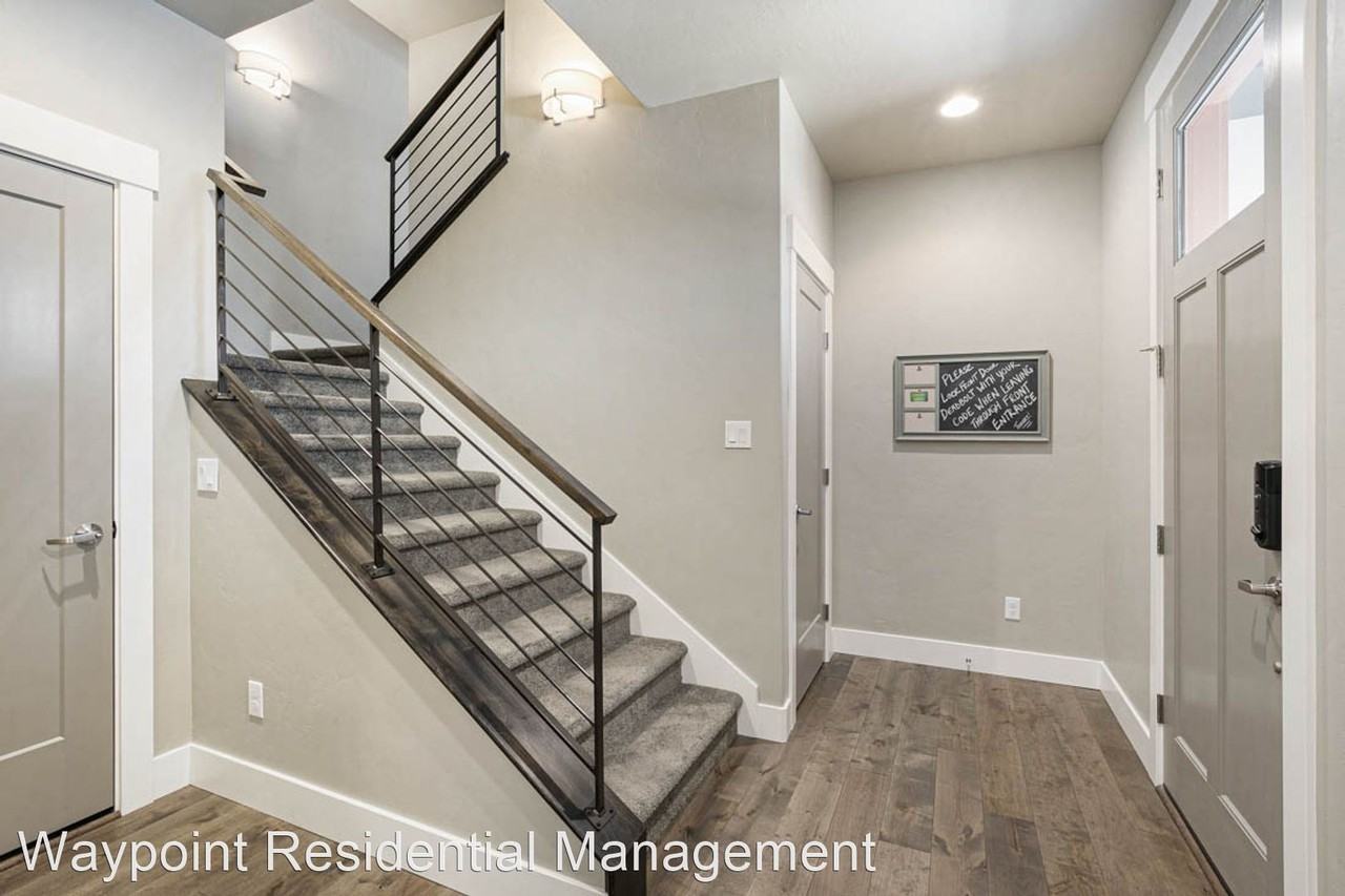 3342 E Trifecta Ln - Photo 2 of 44